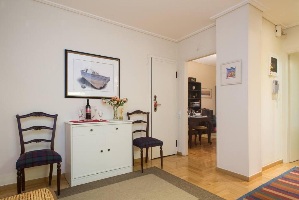 Top-Rated 1-Bedroom Apartment In The Heart Of Atena Exterior foto