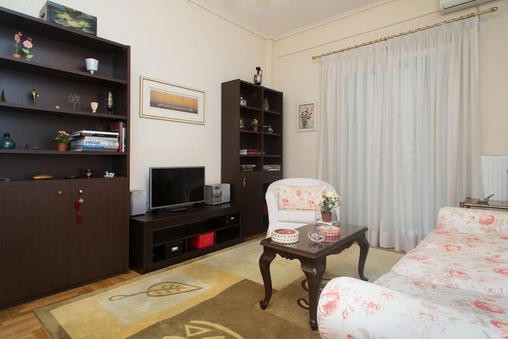 Top-Rated 1-Bedroom Apartment In The Heart Of Atena Exterior foto