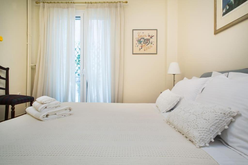 Top-Rated 1-Bedroom Apartment In The Heart Of Atena Exterior foto