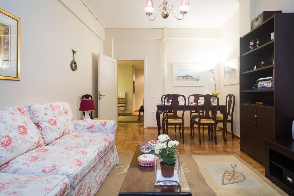 Top-Rated 1-Bedroom Apartment In The Heart Of Atena Exterior foto